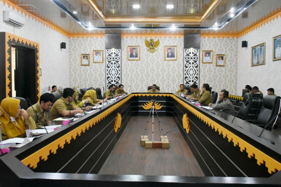 Sekda Kota Metro Pimpin Rapat Pembahasan Perwali  Tentang Sistem Kerja Aparatur Sipil Negara