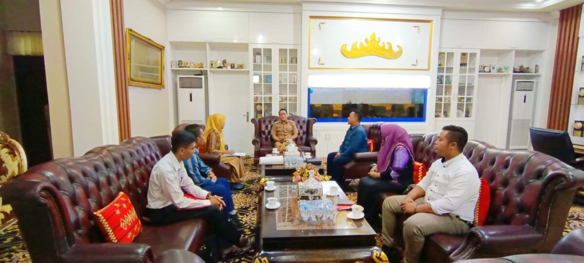 Walikota Metro Wahdi Terima Audensi Lembaga Perlindungan Anak Indonesia