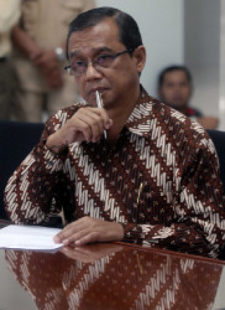 Profil Dr HM Busyro Muqoddas, SH, MHum 