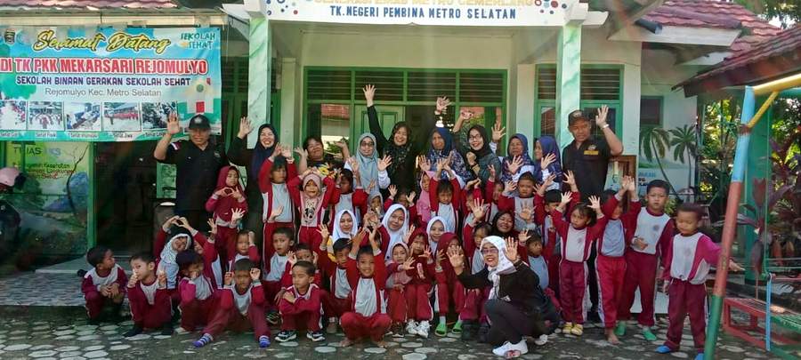 Srikandi Pendekar Banten Putar Film 3 Dimensi Untuk Taman Kanak-Kanak