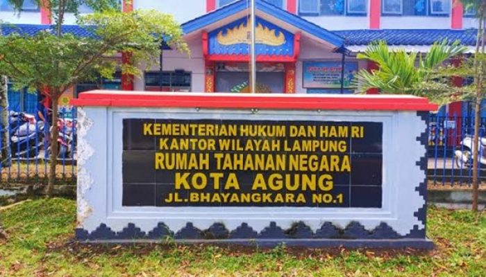 Oknum Petugas Diduga Nyambi Bisnis Sewa HP di Rutan Kelas II B Kota Agung