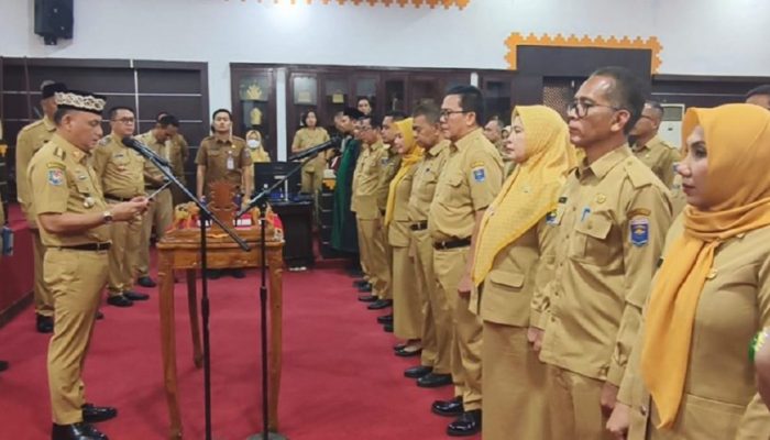 Sebanyak 17 Pejabat Eselon II Dilantik Walikota Metro