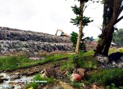 “Air Mata” Ditumpukan Sampah TPAS Karangrejo